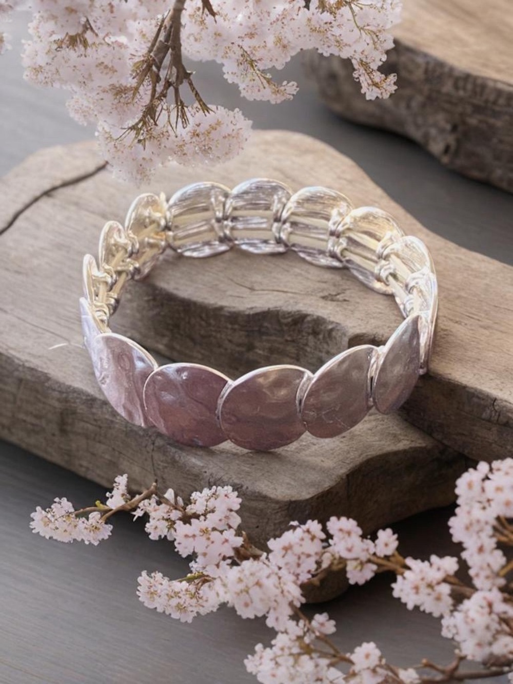 Silver Disc Stretch Bracelet fix up to 8” inches